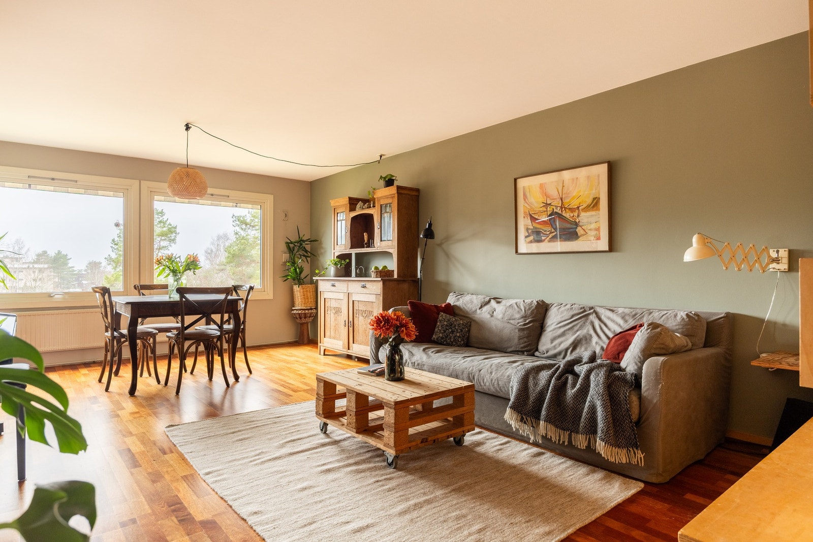 Hallagerbakken 18 A presenters av Mekleriet ved Torvan Shokri og Lone Marie Trandem. Galleribilde