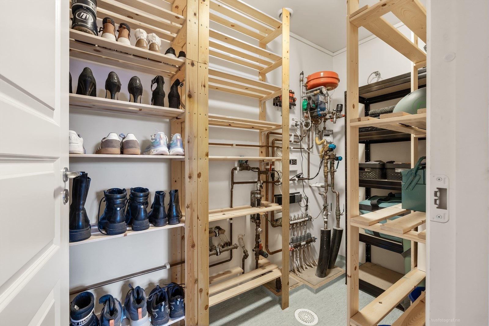 Perfekt for oppbevaring av sesongrelatert utstyr. Galleribilde