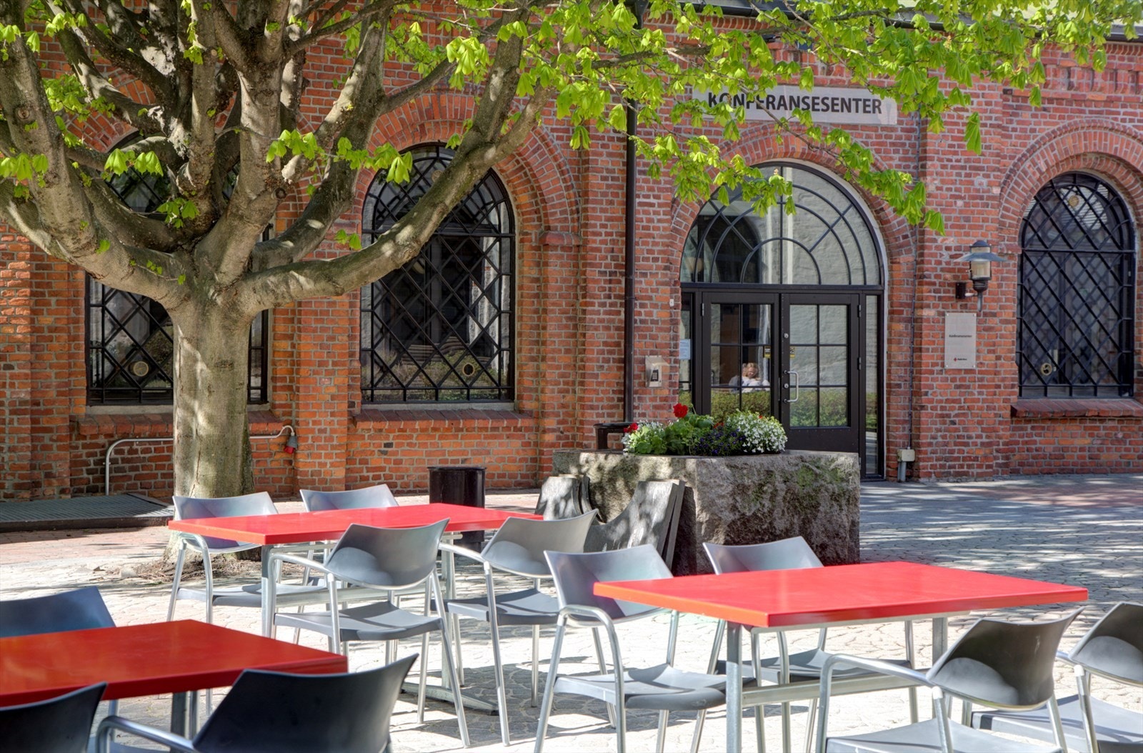 Inngang til Konferansesenteret Galleribilde