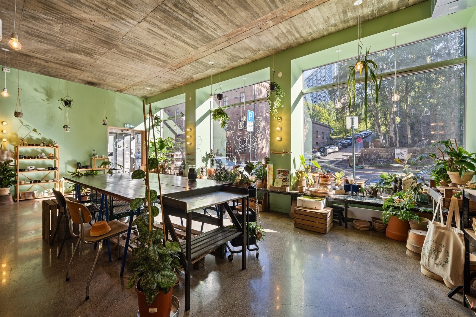 1.etg. Butikklokale på 96 kvm Galleribilde