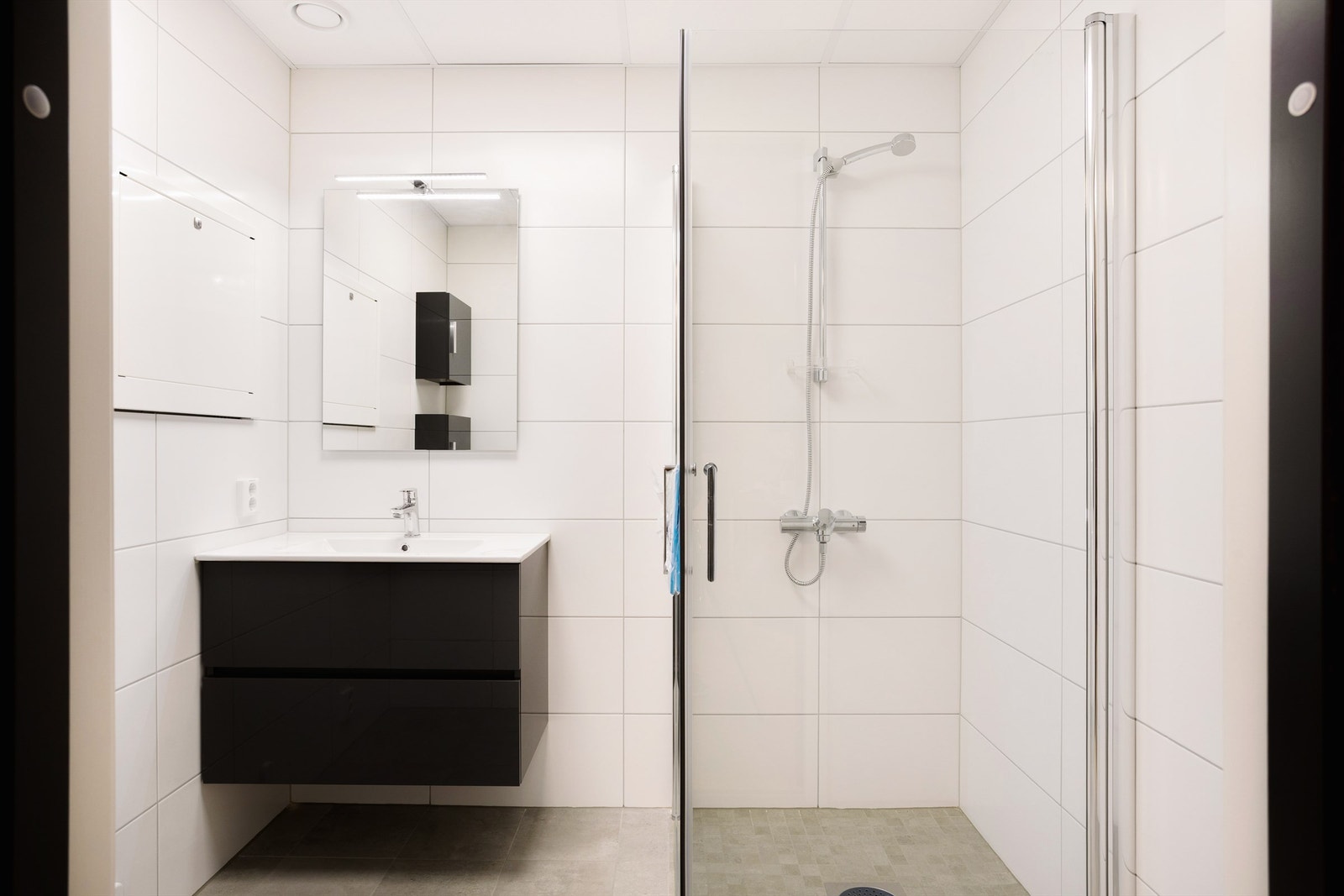 Bad med dusj Galleribilde