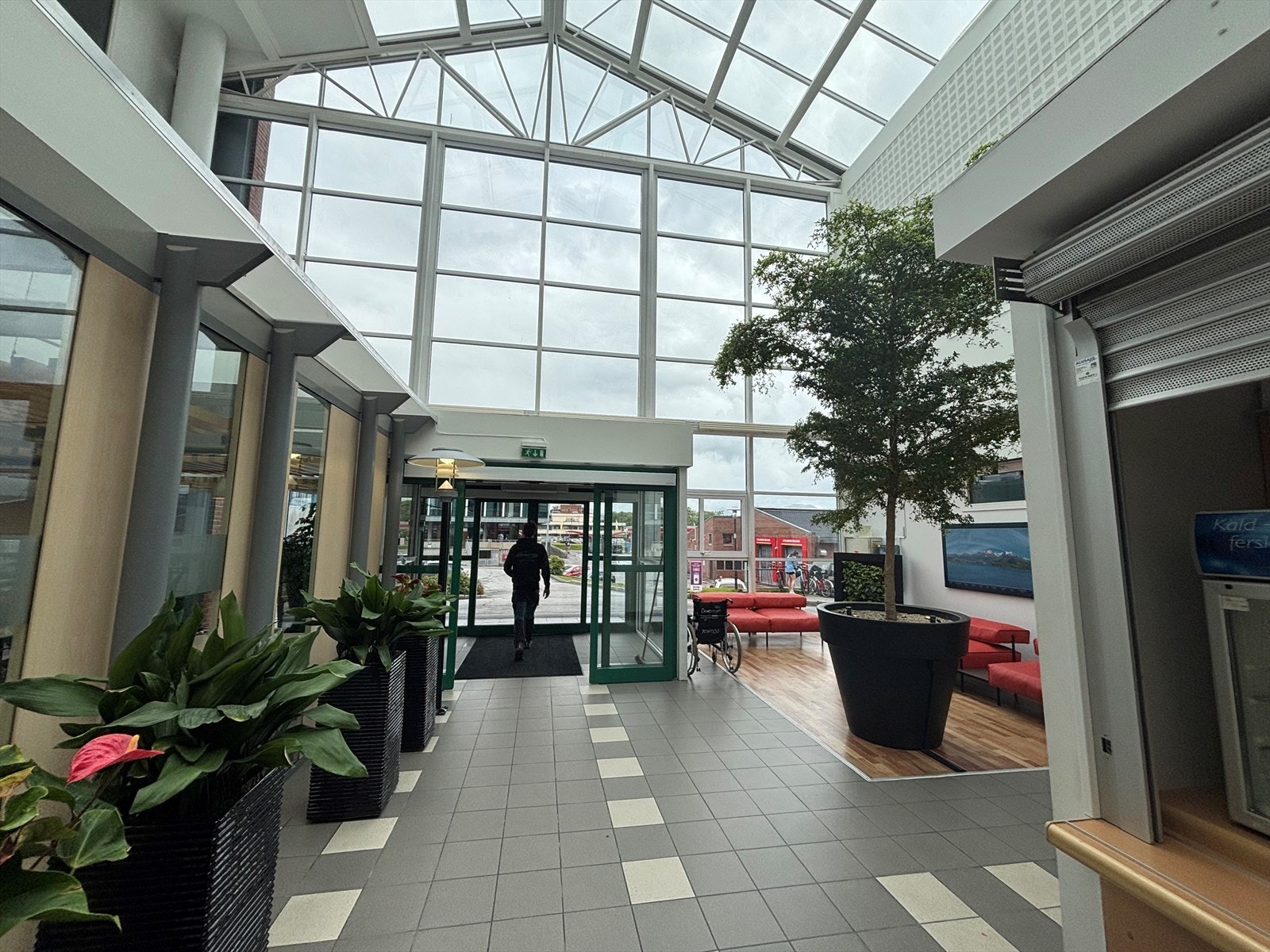 Inngangsparti2.jpg Galleribilde