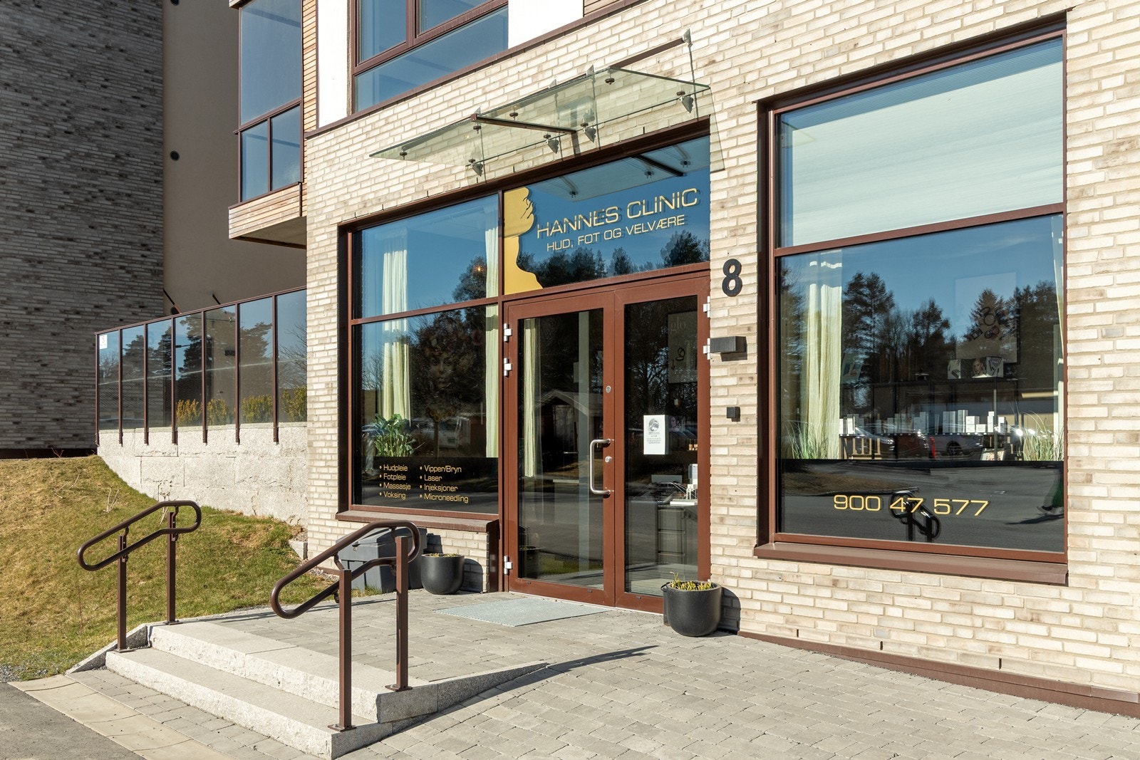 Med moderne lokaler i sentral beliggenhet på Aurskog ligger det stort potensial til rette for suksess. Galleribilde