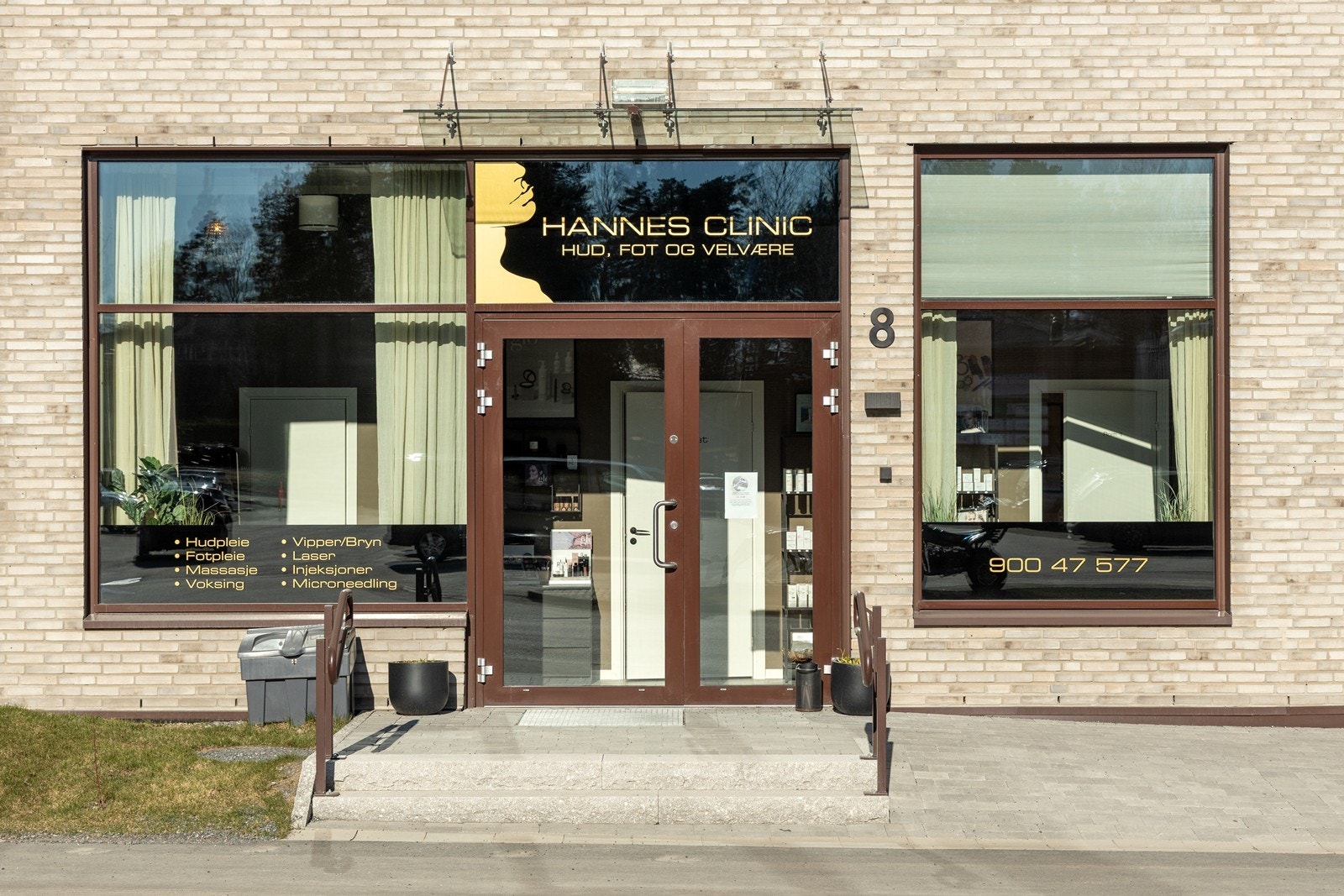 Næringslokalet ligger like over gaten for Aurskog senter. Galleribilde