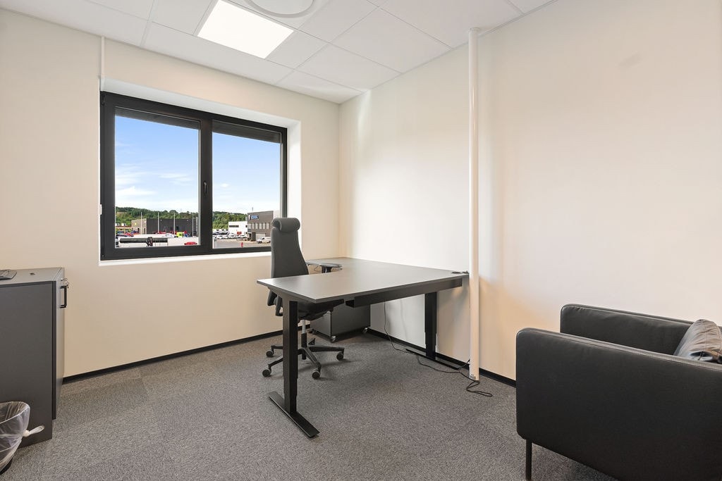 Kontor 2. etasje Galleribilde