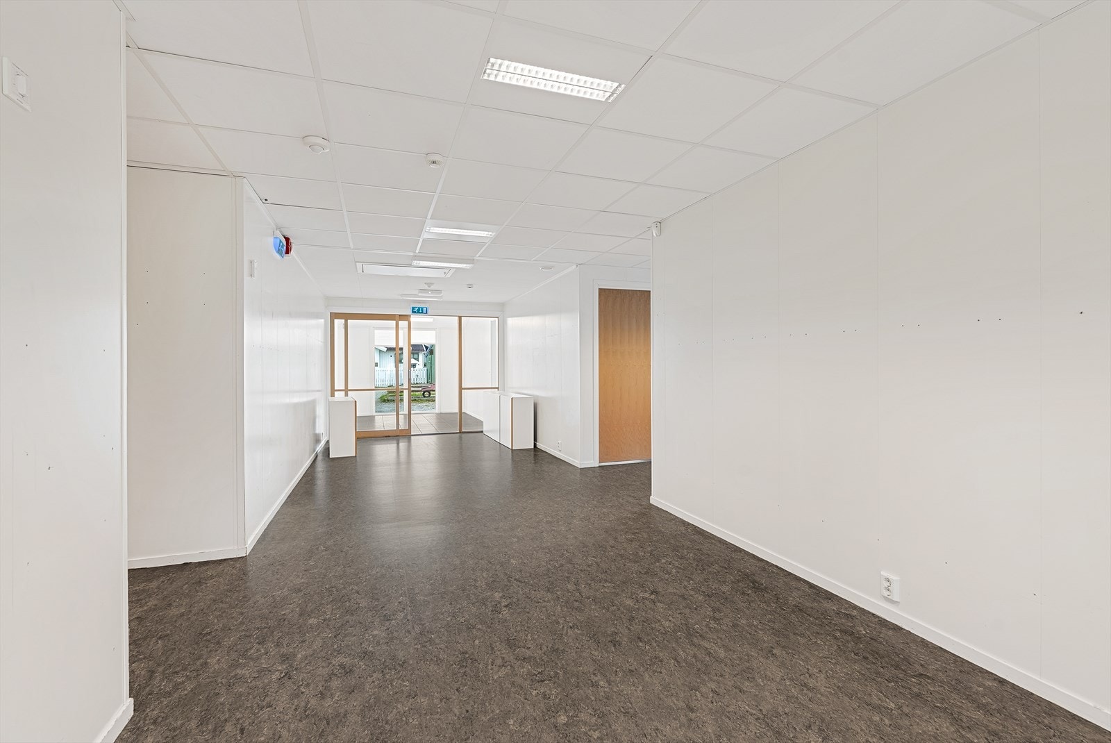 Stor bygning på: 460 m². Galleribilde