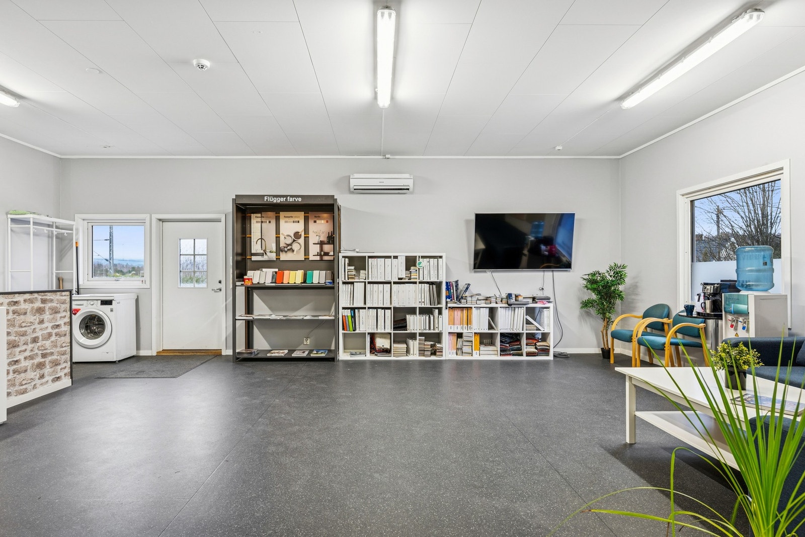 Velkommen inn - lys og fin standard er det som møter deg. Galleribilde