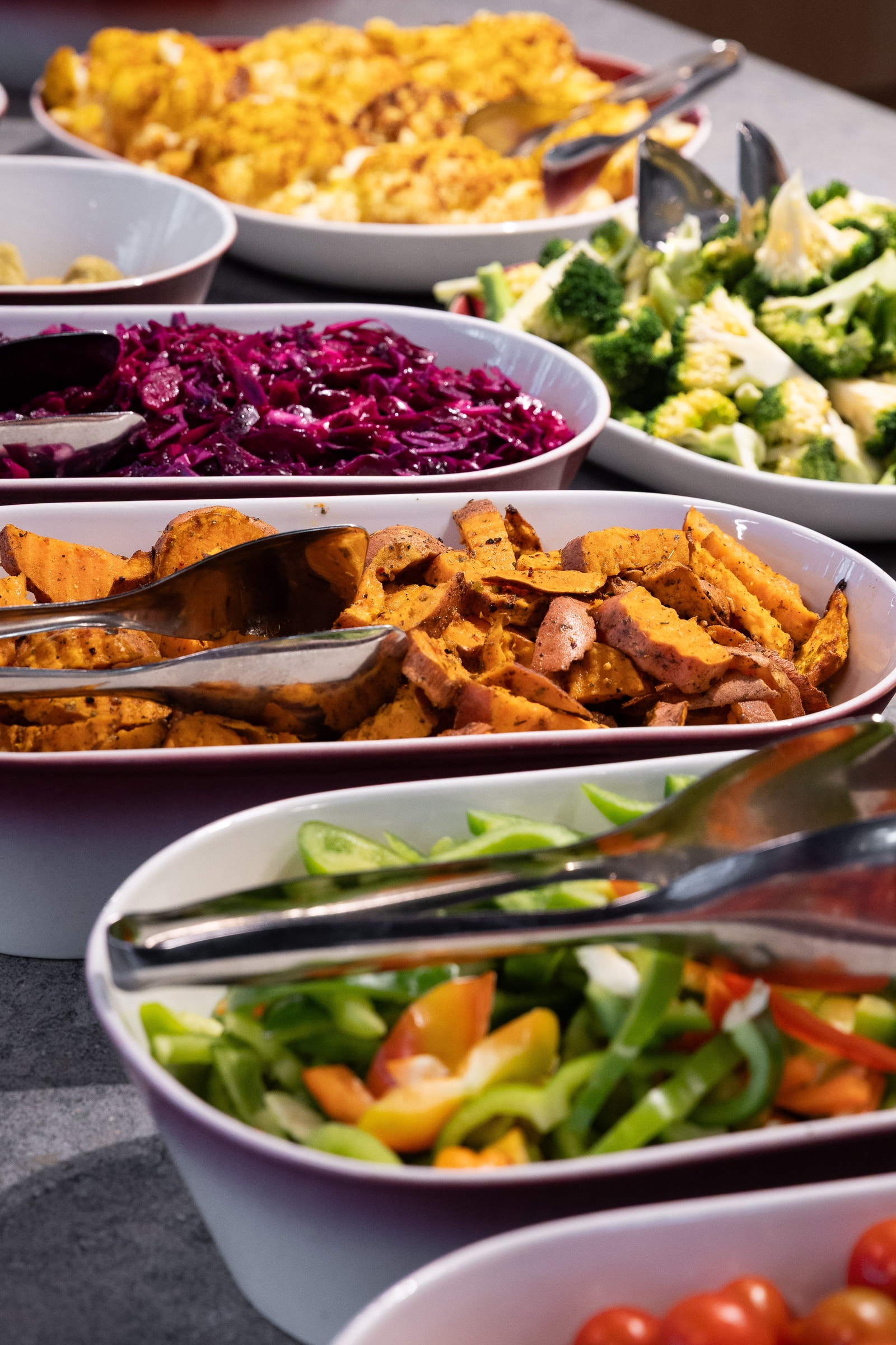 Nyoppusset og flott personalrestaurant i første etasje Galleribilde