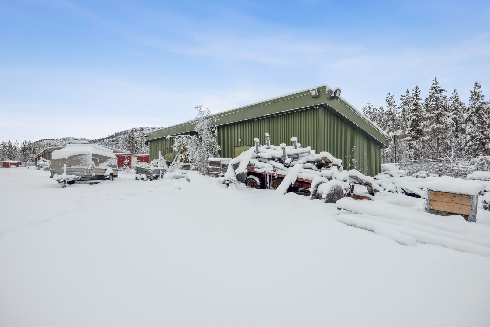 Utvendig. Galleribilde