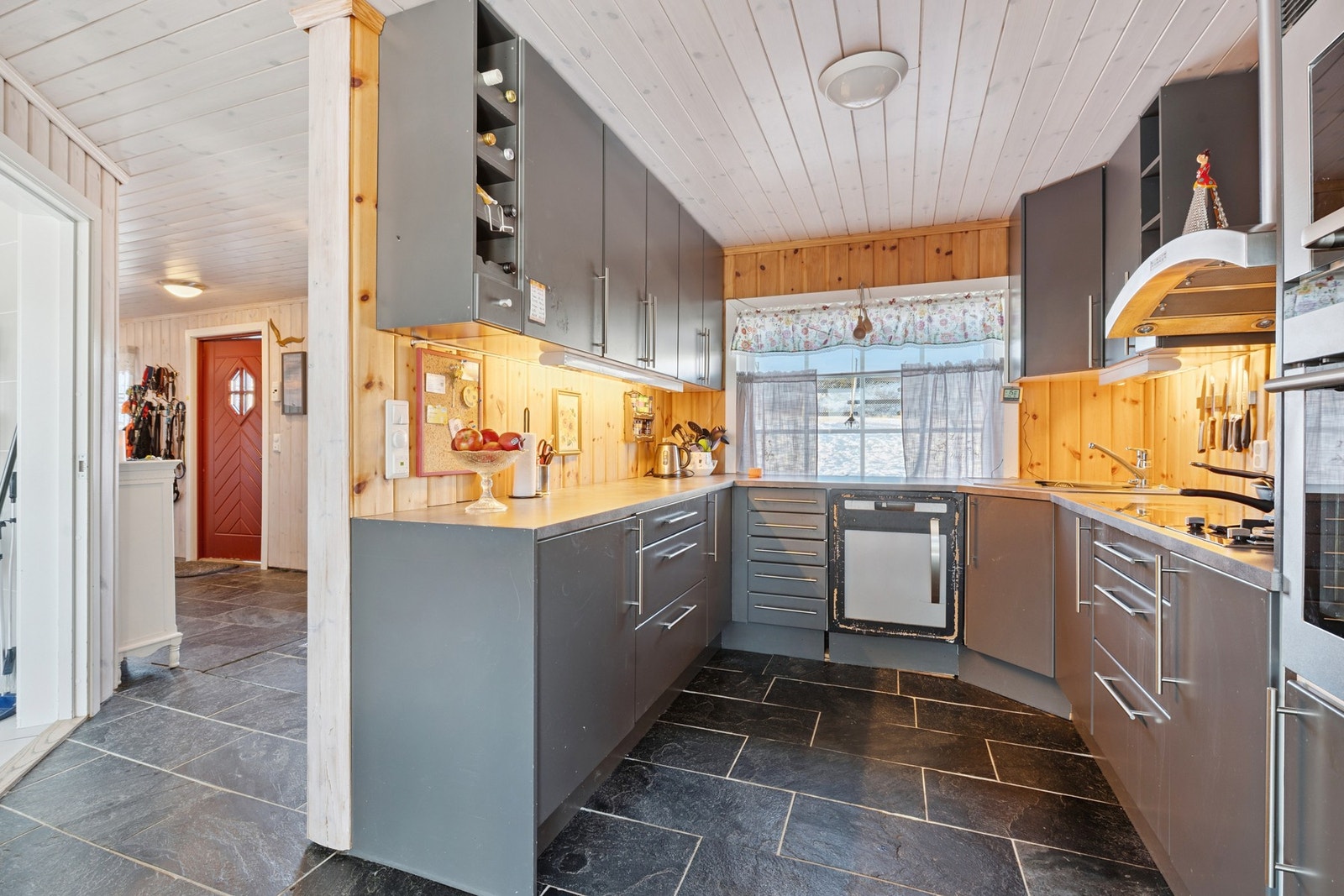 Bilder innvendig Snøheimvegen 138 "Tomtesætra" Galleribilde