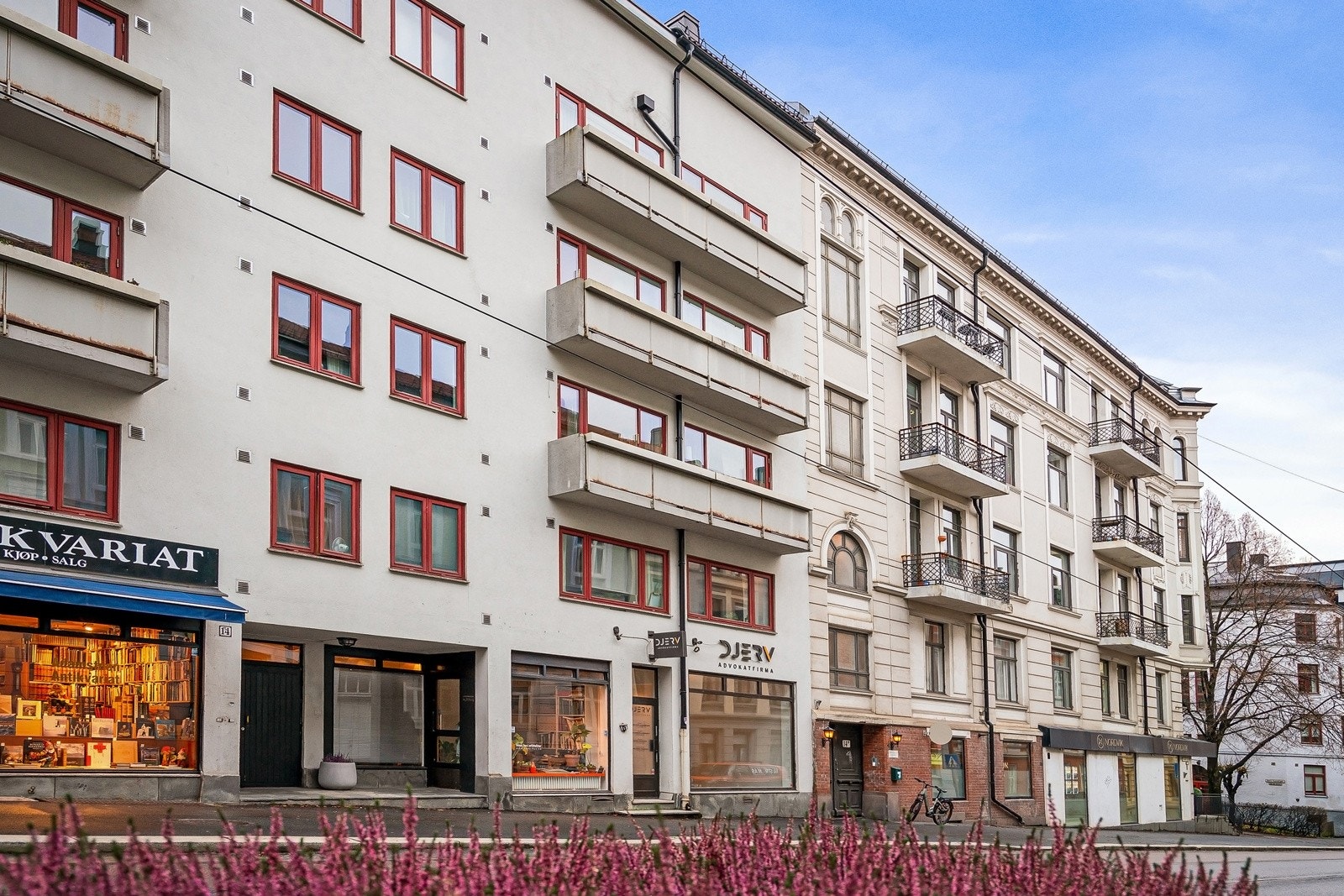 Oppgradert, moderne kontorlokale over 2 plan, gunstig for flere type virksomheter, og med direkte adkomst fra bakkeplan. Galleribilde