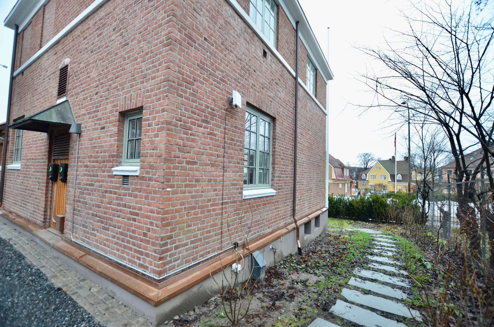 fasade nord, hage Galleribilde