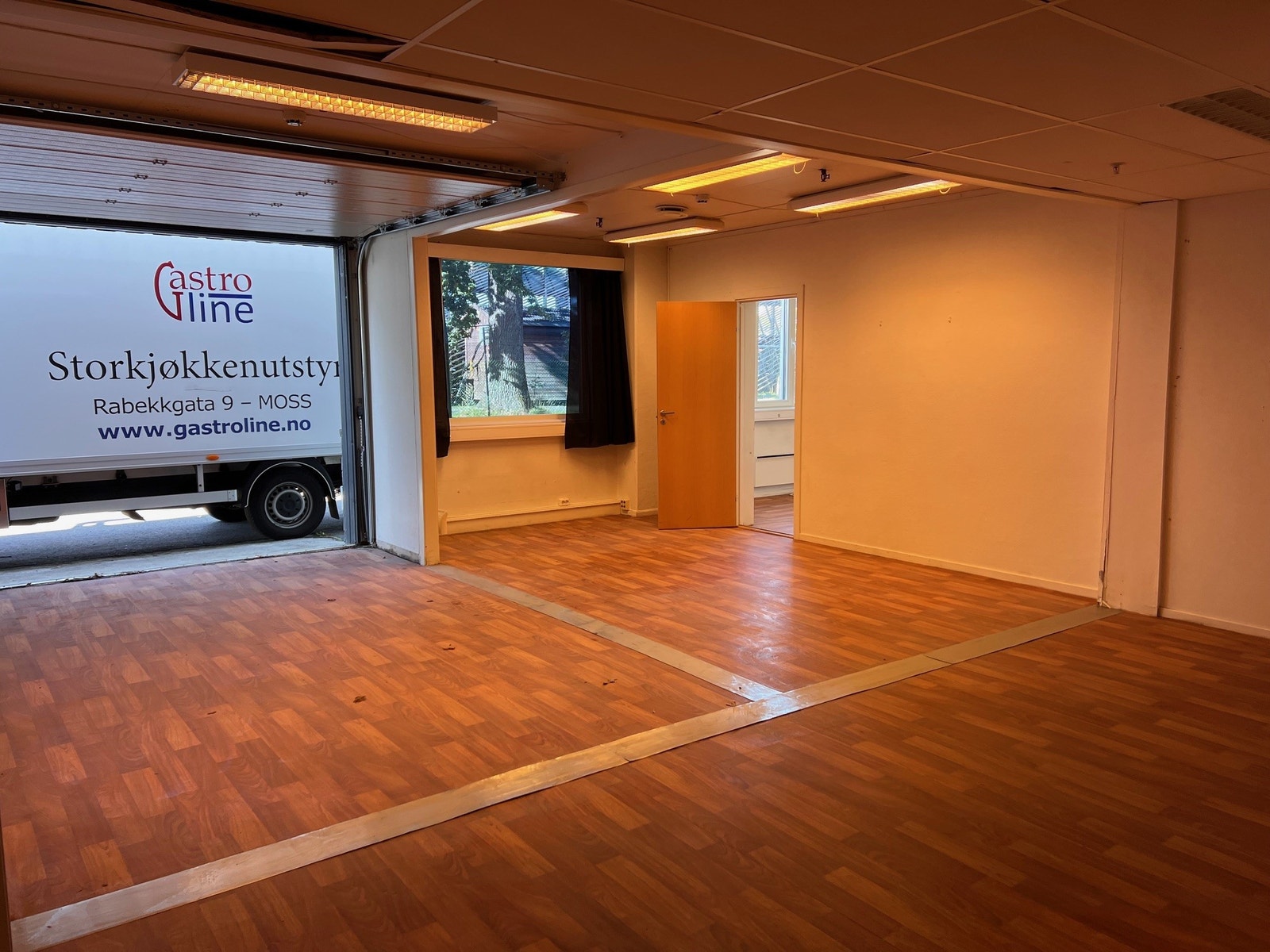 253 kvm kontor og lager m/port på bakkeplan Galleribilde