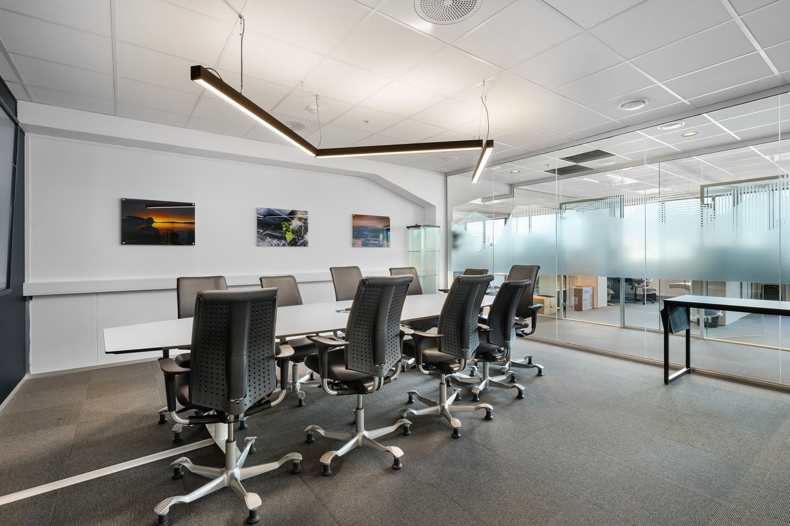 Lyse og romslige møterom Galleribilde