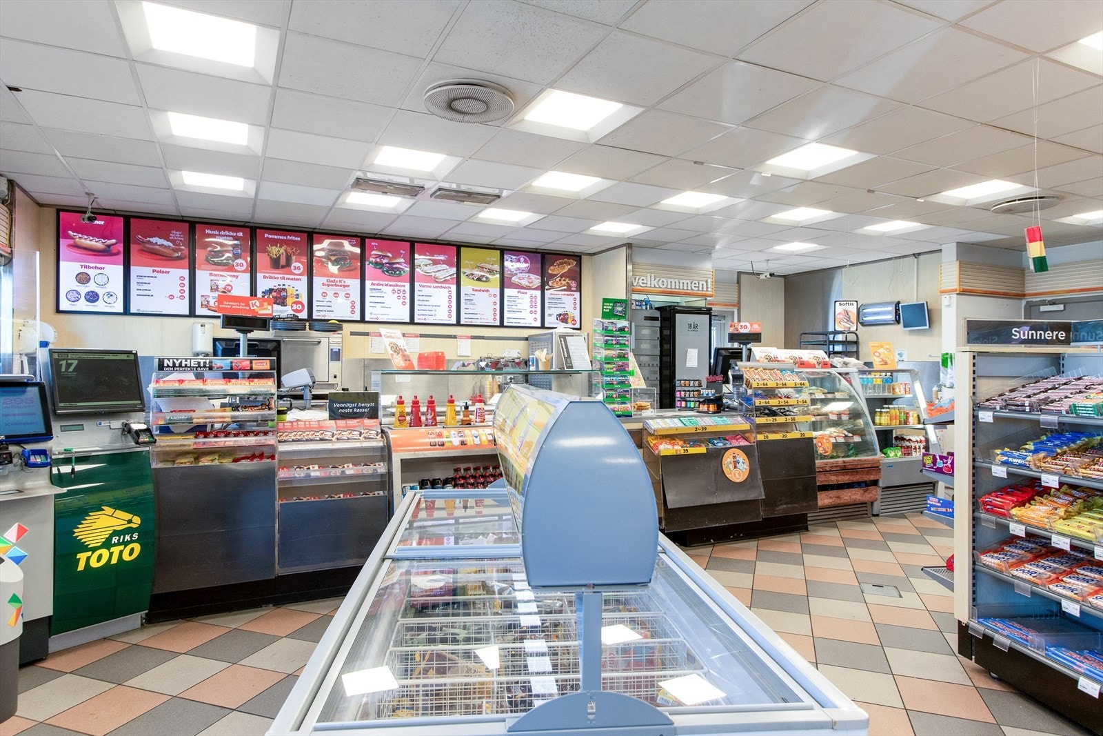 007.jpg Galleribilde