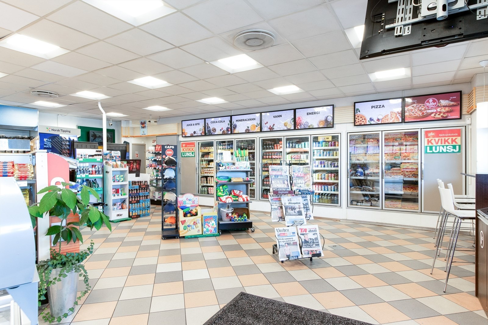 012.jpg Galleribilde