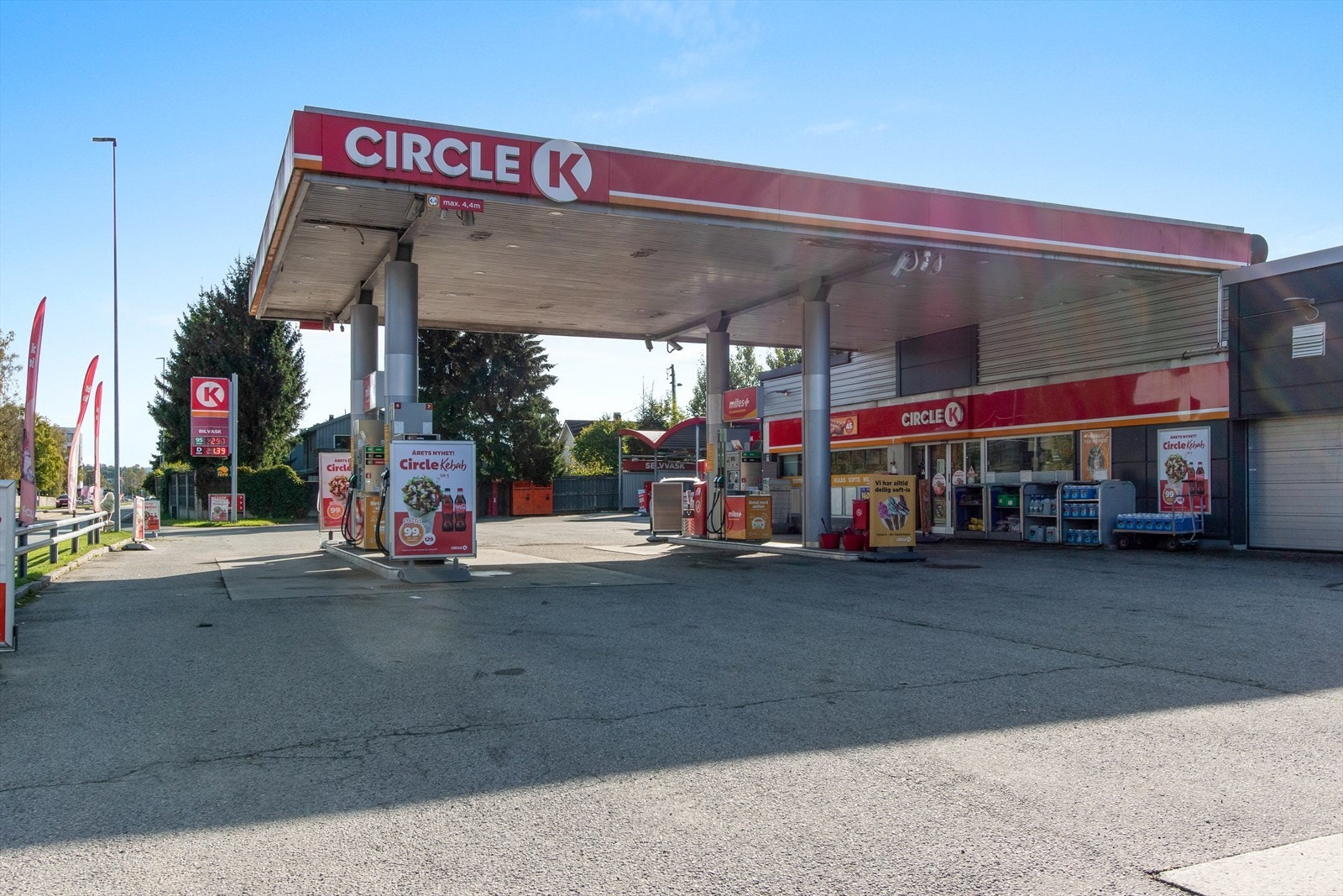 027.jpg Galleribilde