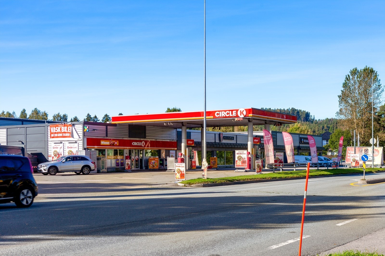 001.jpg Galleribilde