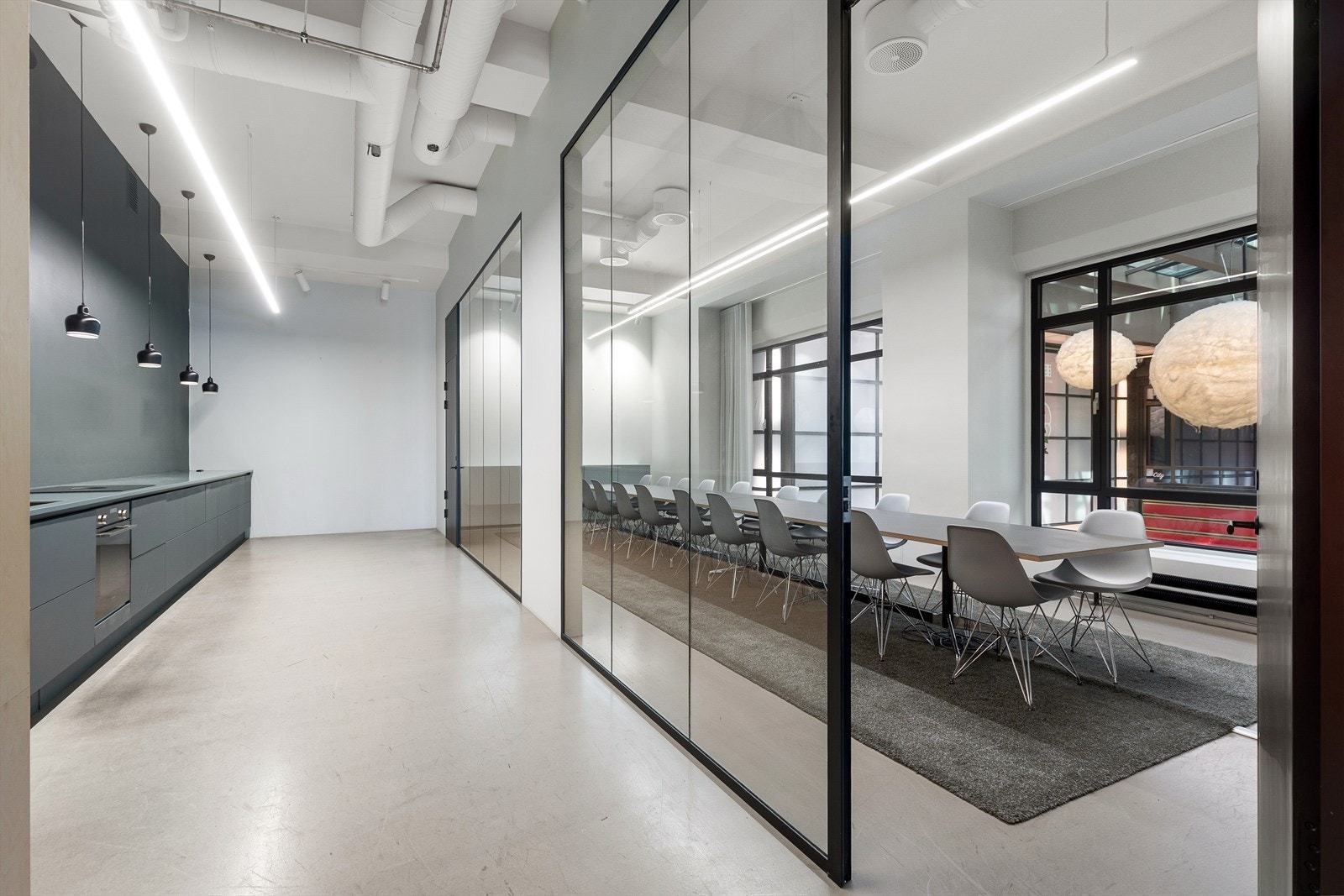 Stort kjøkken Galleribilde