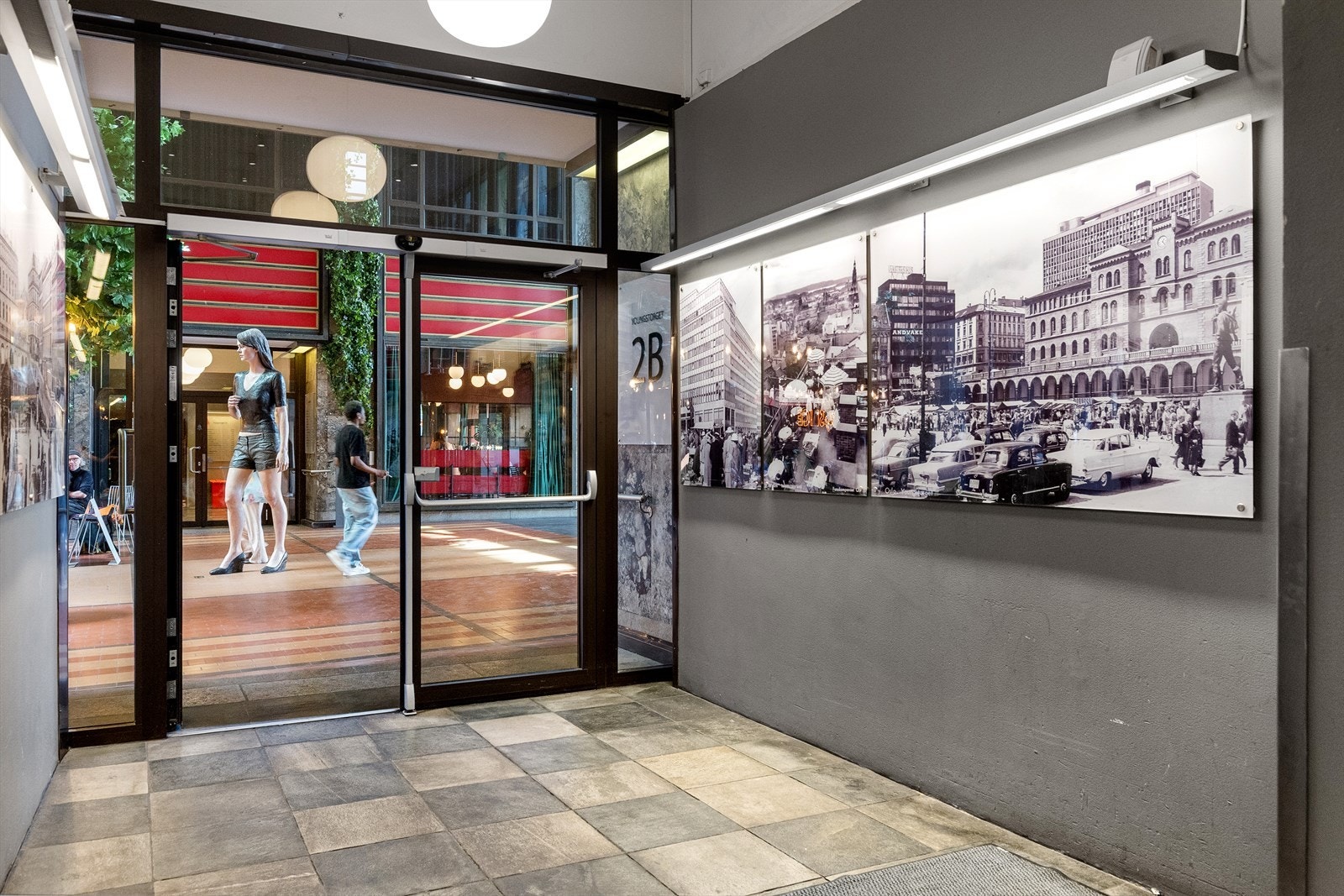 Inngangsparti Galleribilde