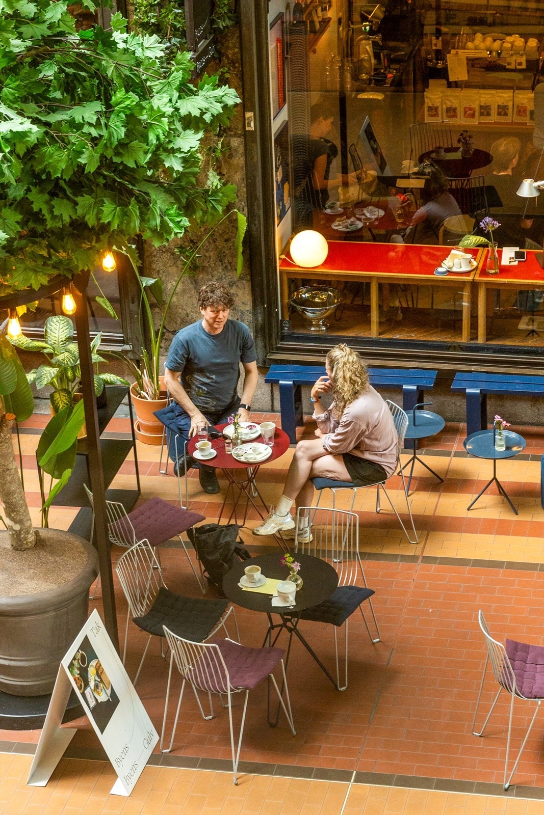 Et pust i bakken i det grønne Galleribilde