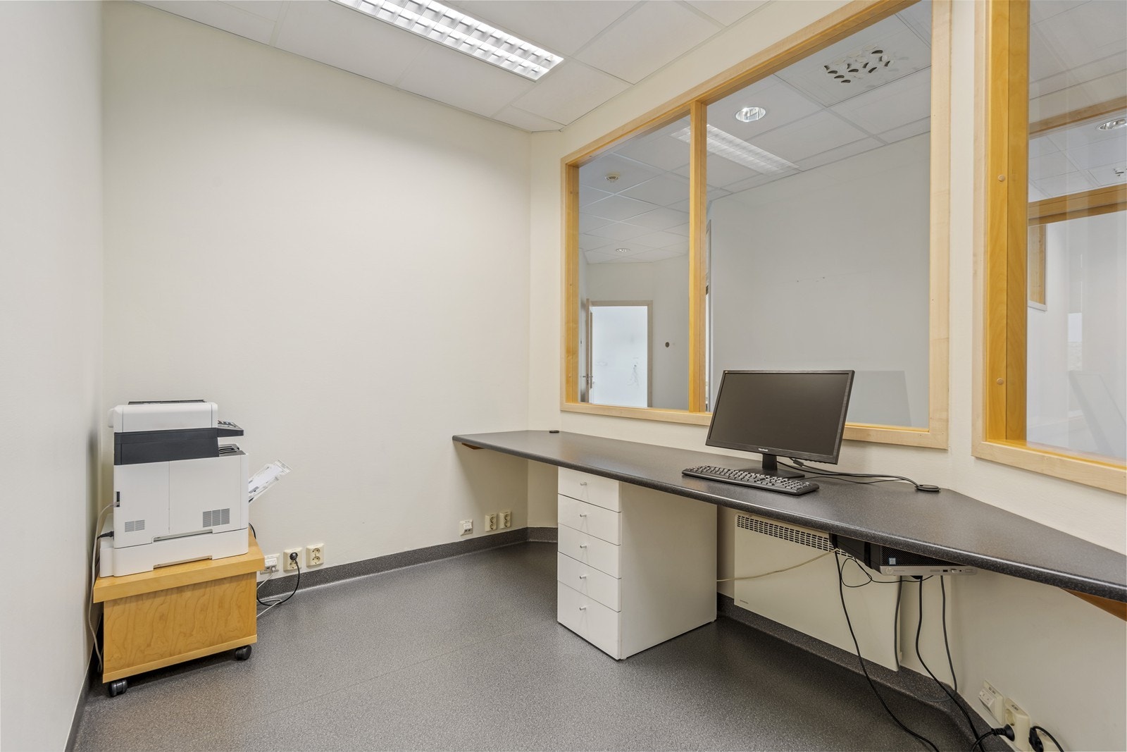 Kontor. Galleribilde