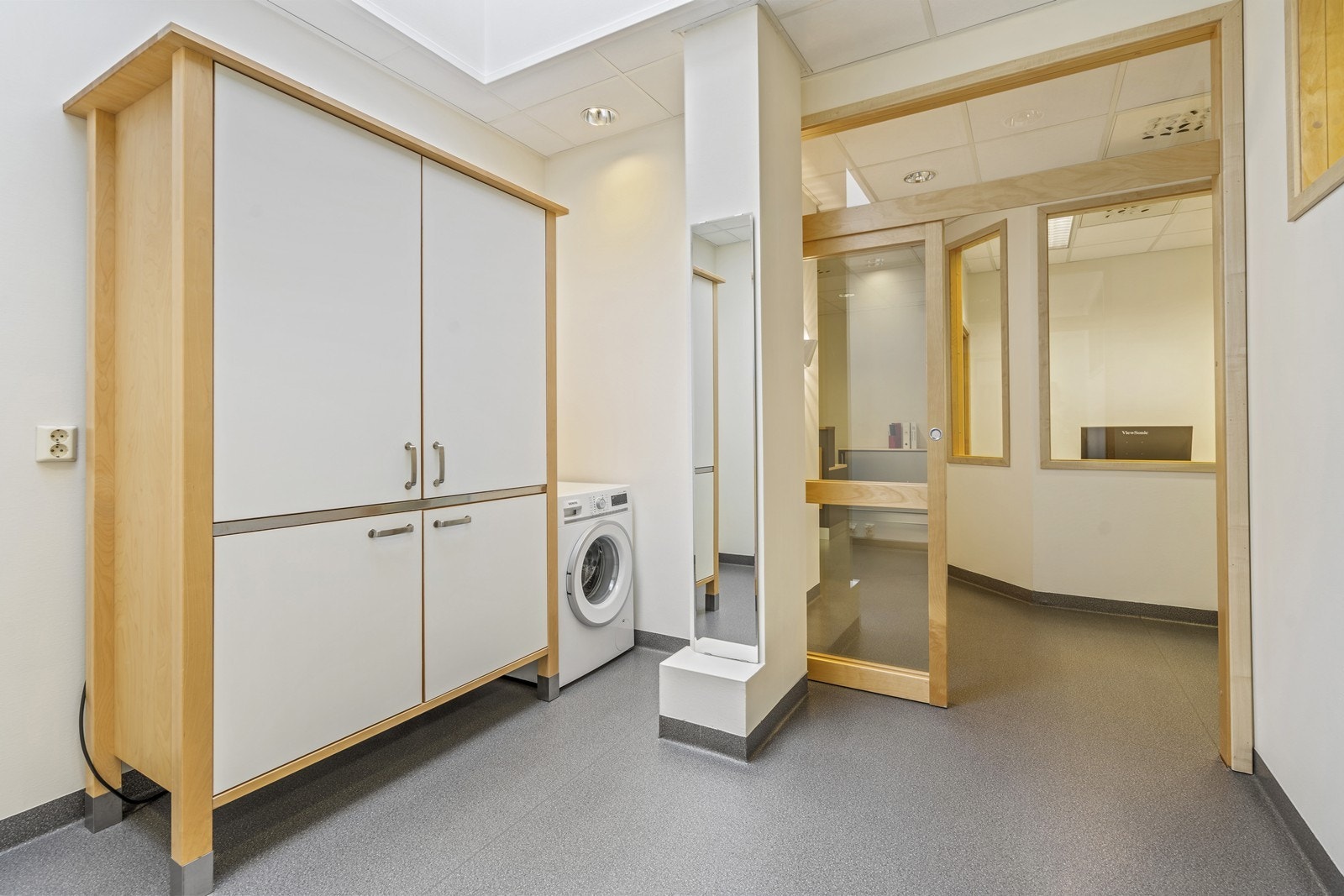 Vaskerom. Galleribilde