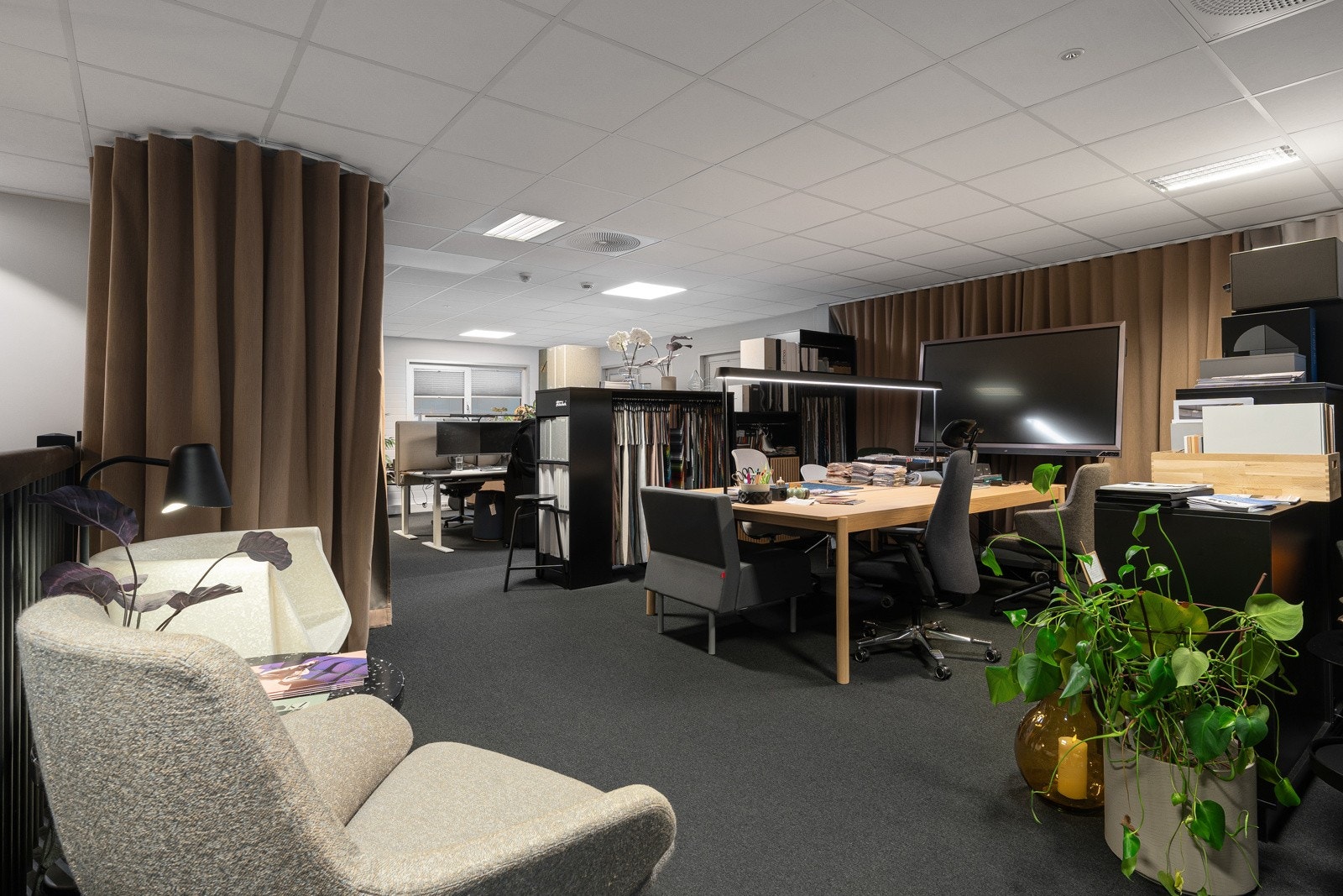 Moderne og fine kontorer Galleribilde