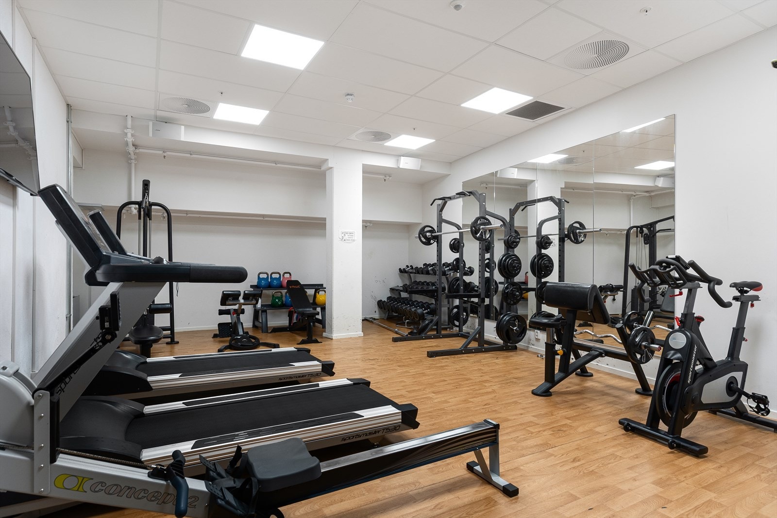 Trening-, dusj- og garderobefasiliteter Galleribilde