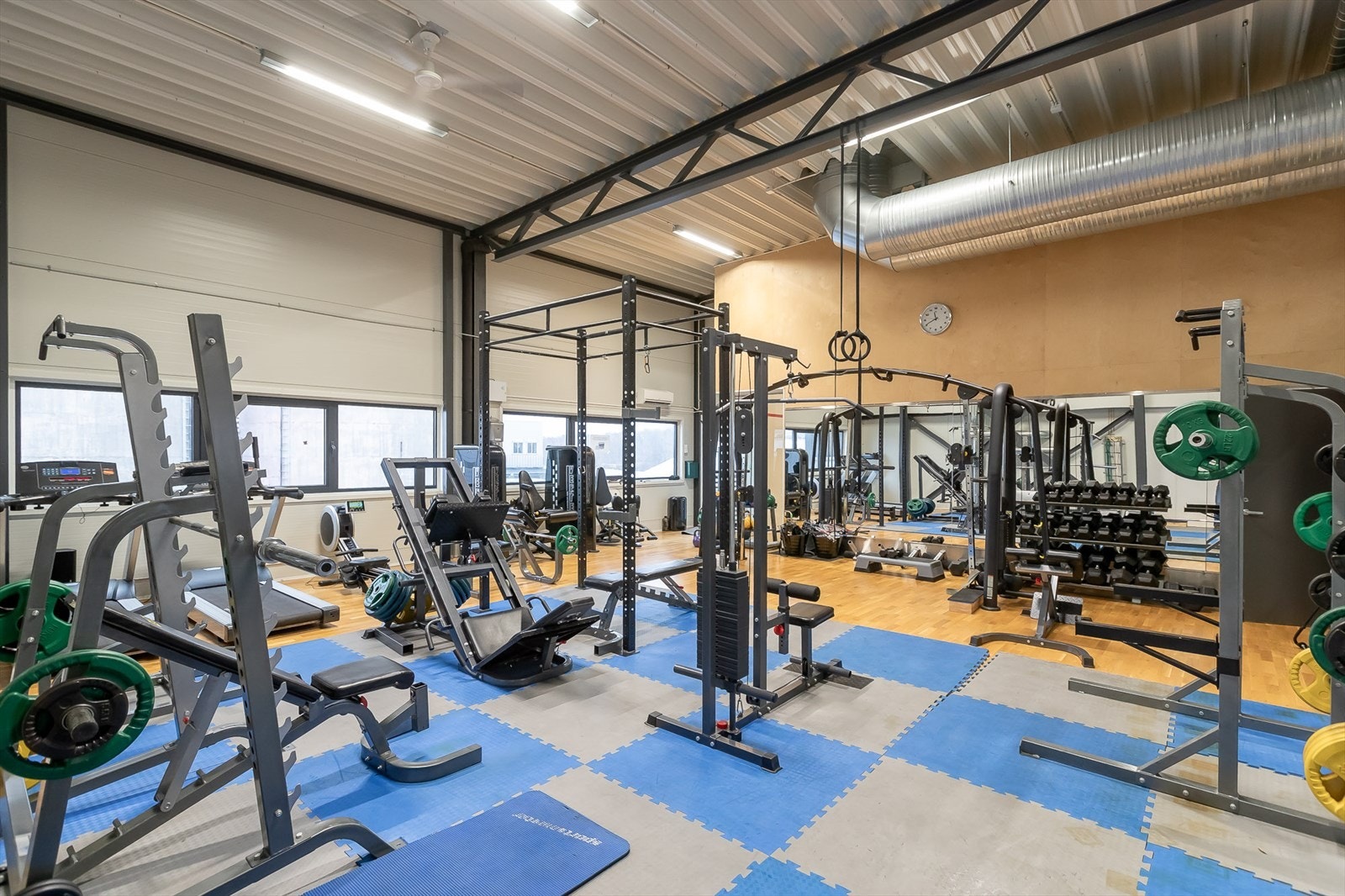 Tomteveien velutstyrt treningsrom Galleribilde