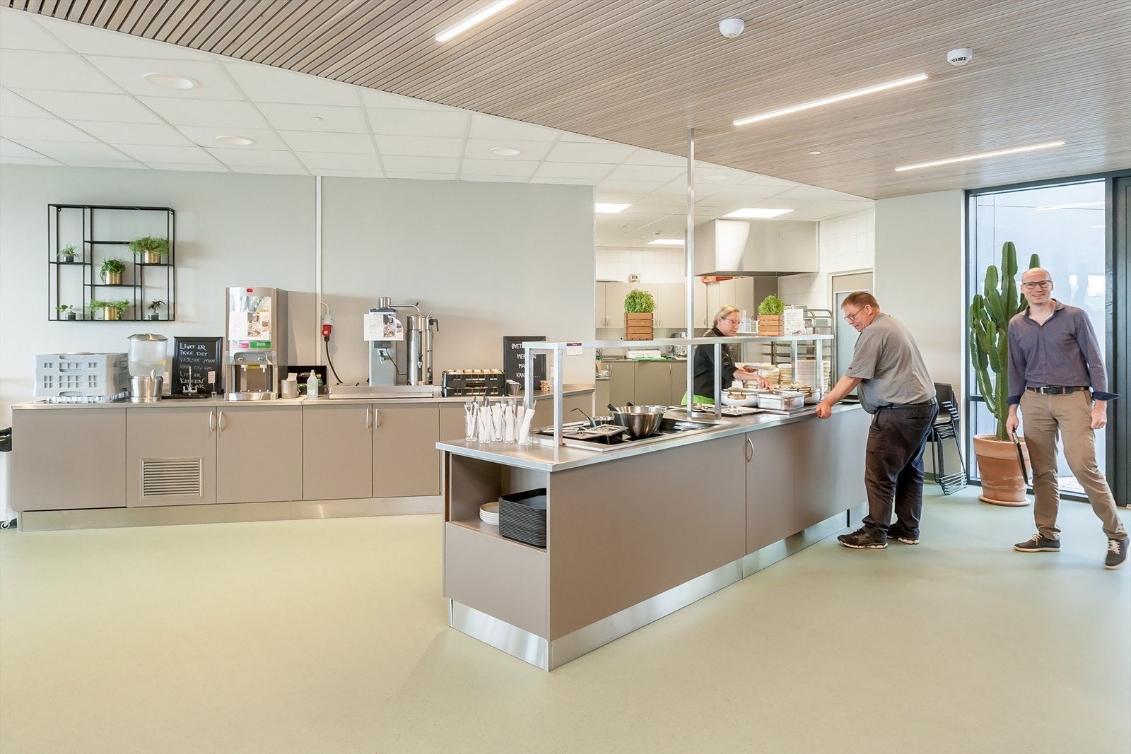 Felles kantine i bygget Galleribilde