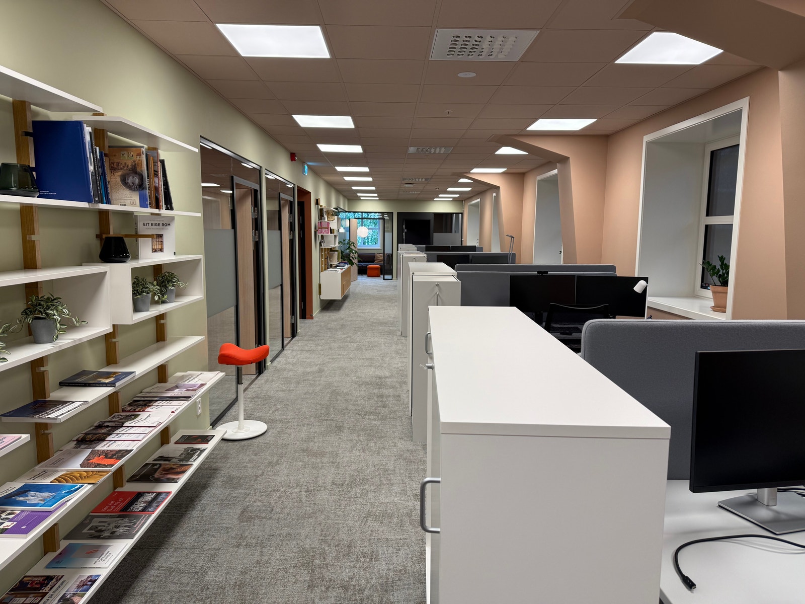 Posthusgården Galleribilde