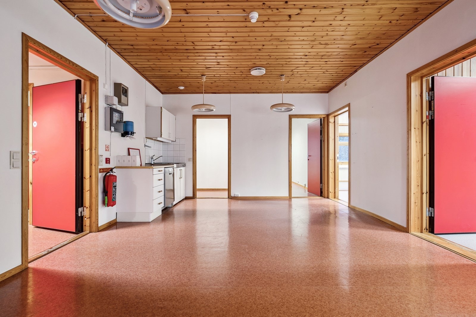 Kantinedel med minikjøkken Galleribilde