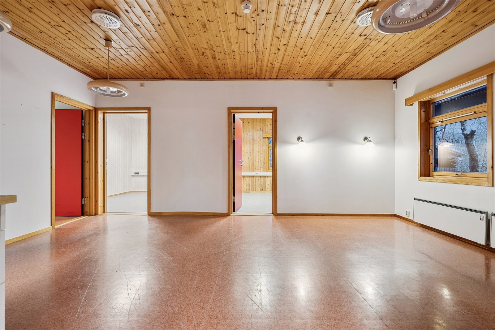 Stort disponibelt rom Galleribilde