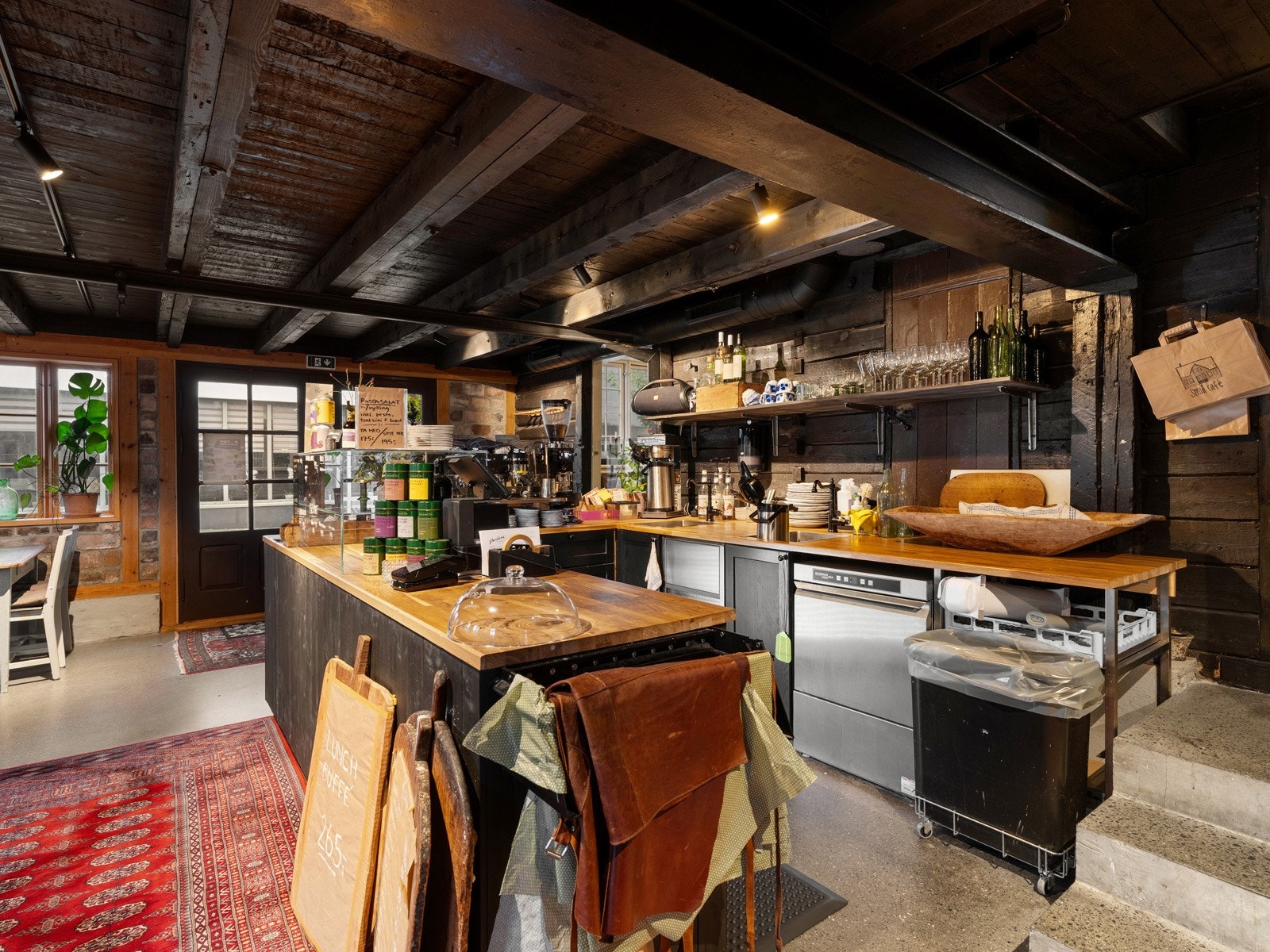 Restaureringen har tatt høyde for og lagt tilrette for kafe- og restaurantdrift. Galleribilde