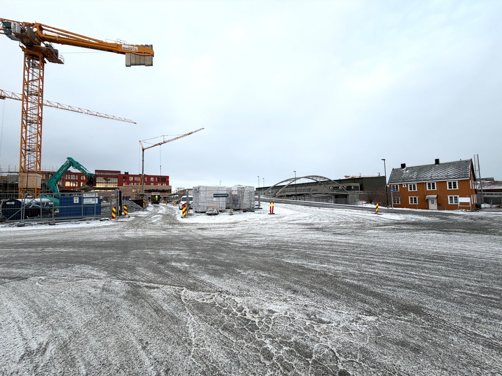 Stor utbygging i området. Nært Leangen togstasjon. Galleribilde