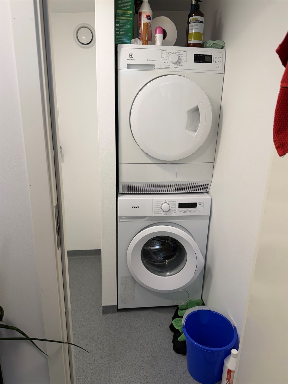 Vaskemaskin. Galleribilde