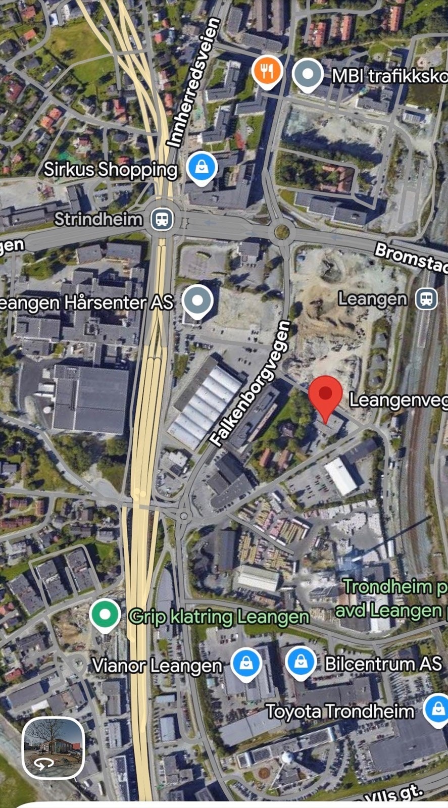 Kart som viser nærhet til E6 , Sirkus Shopping, Leangen togstasjon mm. Galleribilde