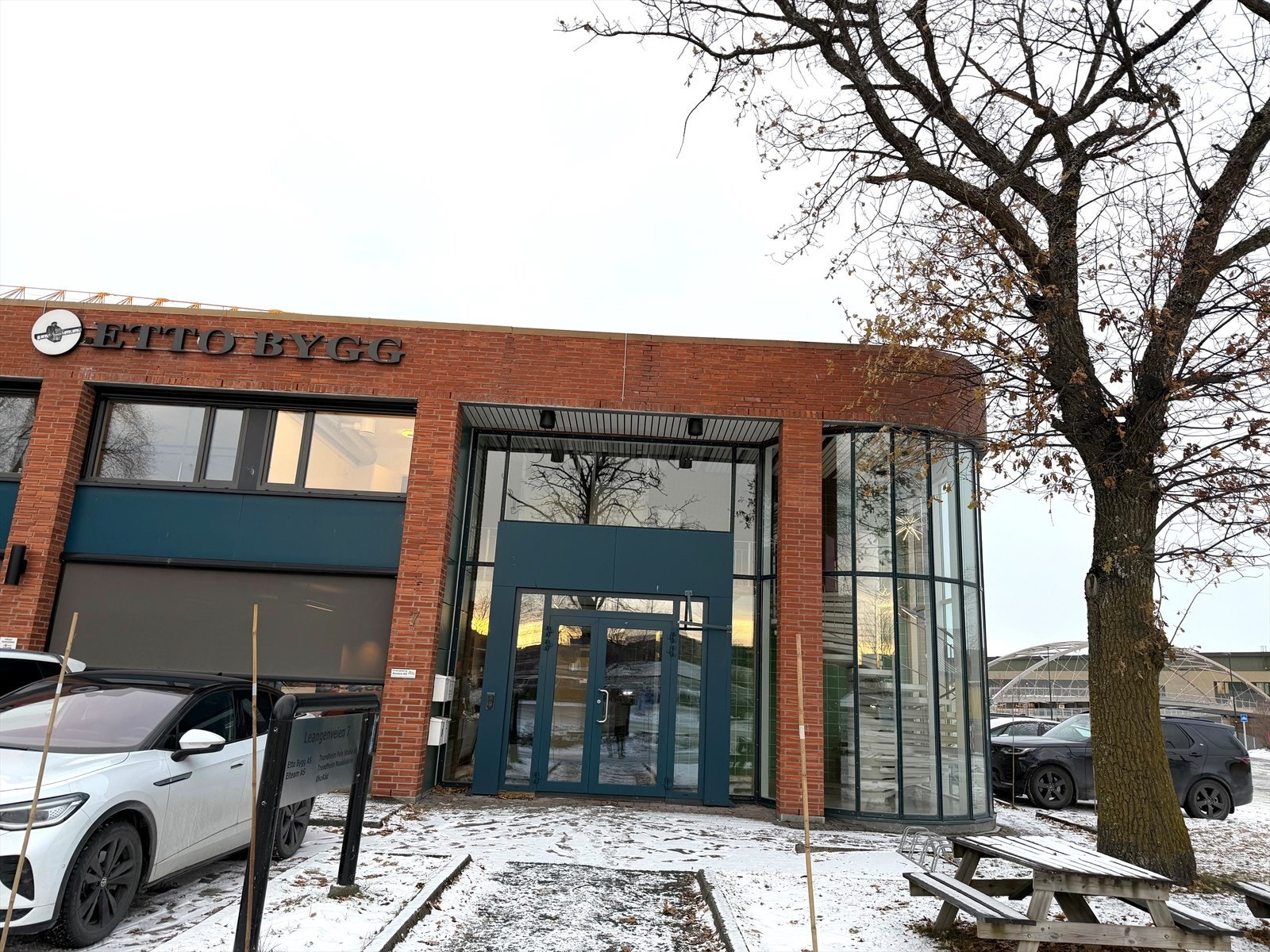 Inngangsparti. Galleribilde