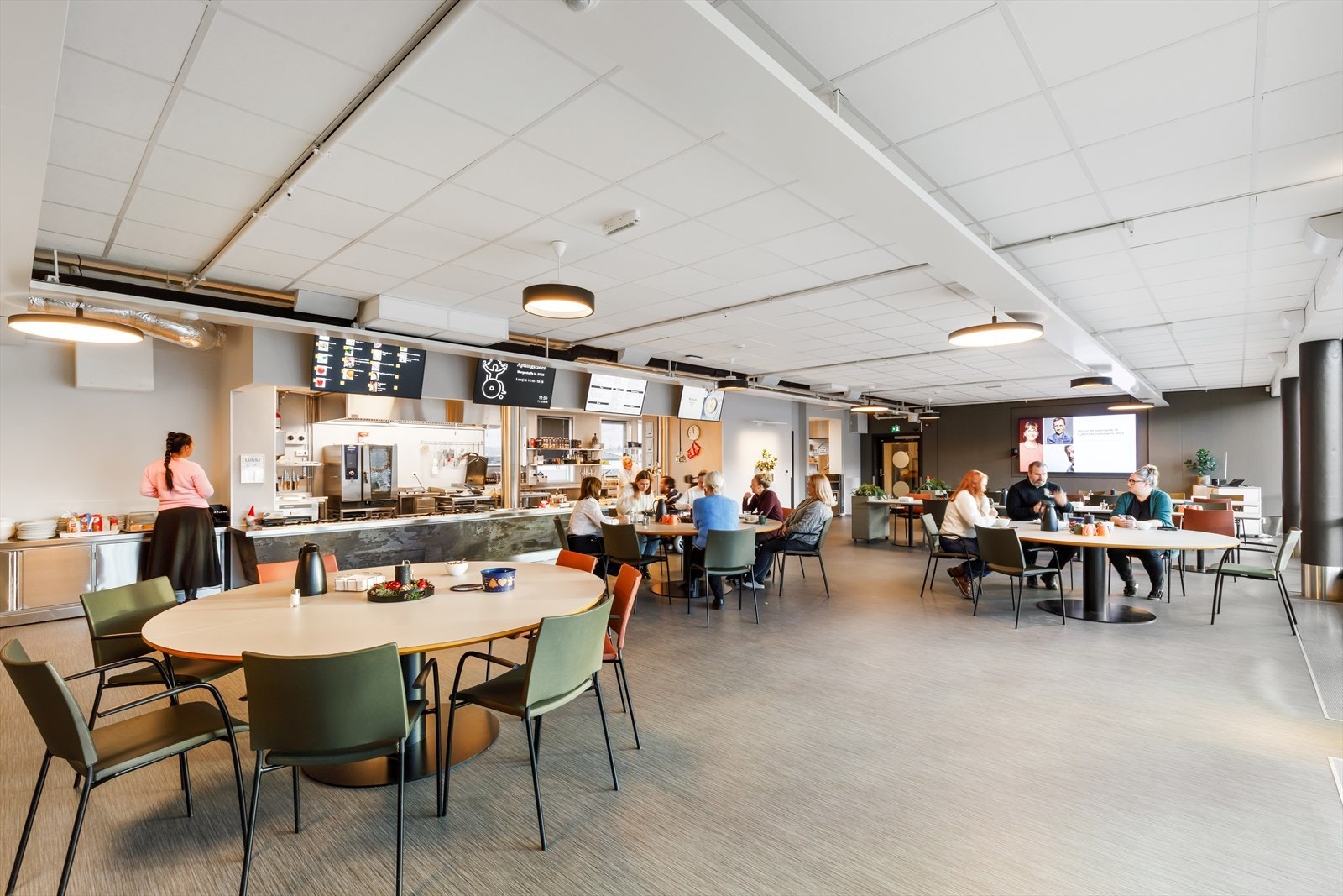 313082_3W1A0813.jpg Galleribilde