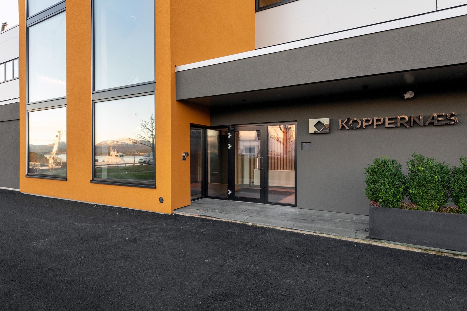 Inngangsparti Galleribilde