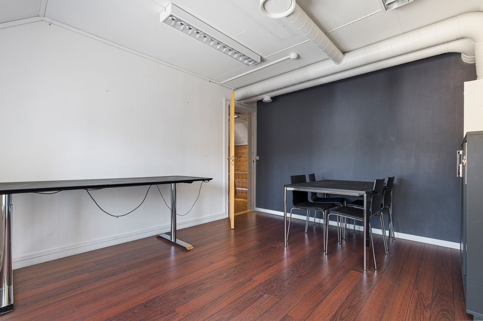 Bygget har blitt modernisert med flere oppgraderinger, spør megler for mer informasjon Galleribilde