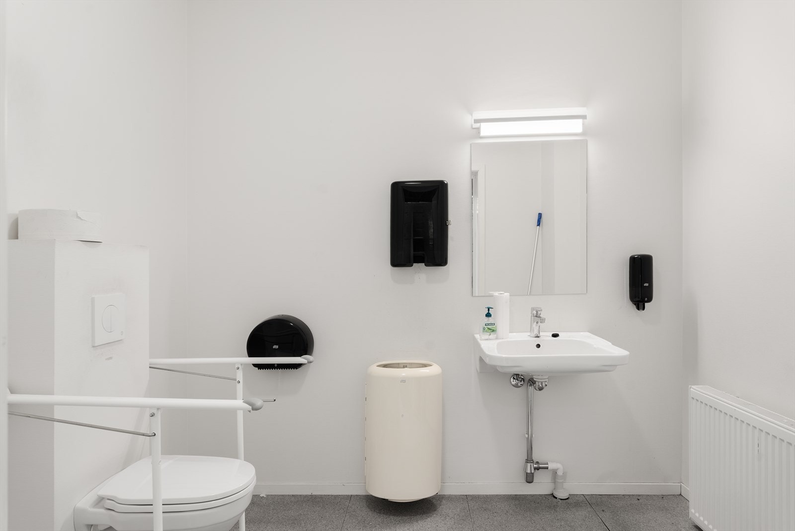 Hcwc i butikk Galleribilde