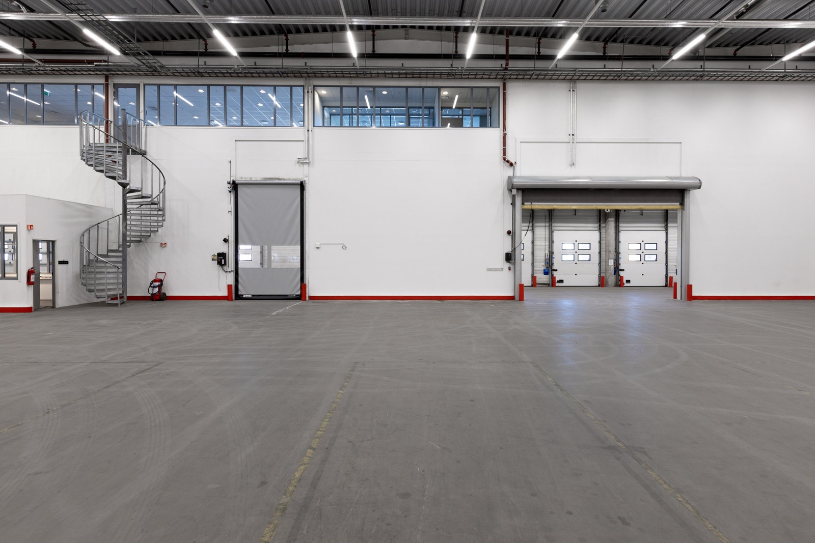 Vindeltrapp opp til kontordelen Galleribilde