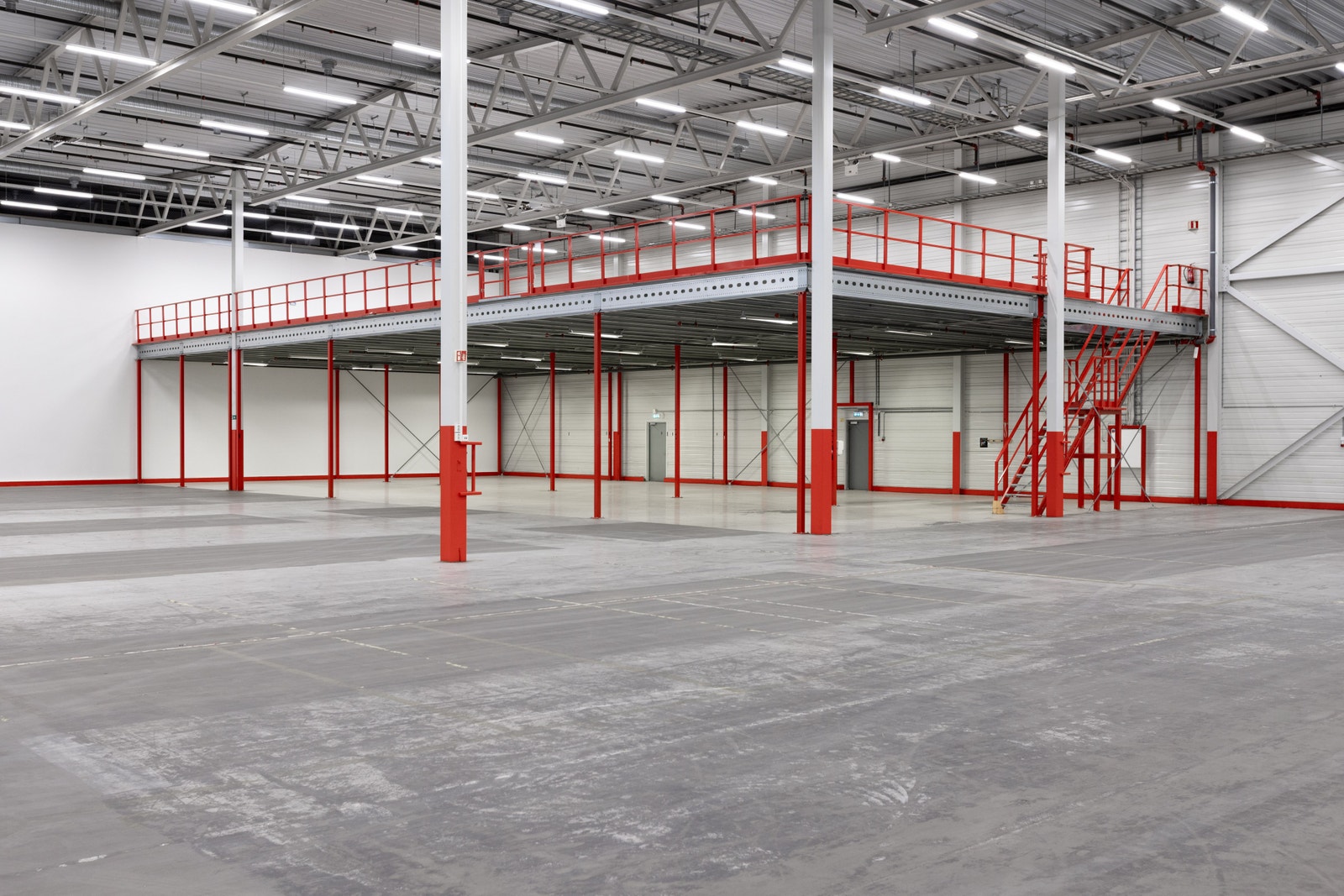 Mesanin i lageret, kan fjernes om ønskelig. Galleribilde