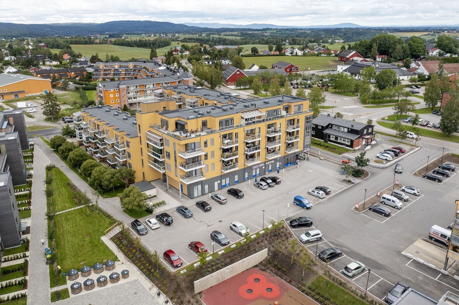 Ask sentrum. Galleribilde