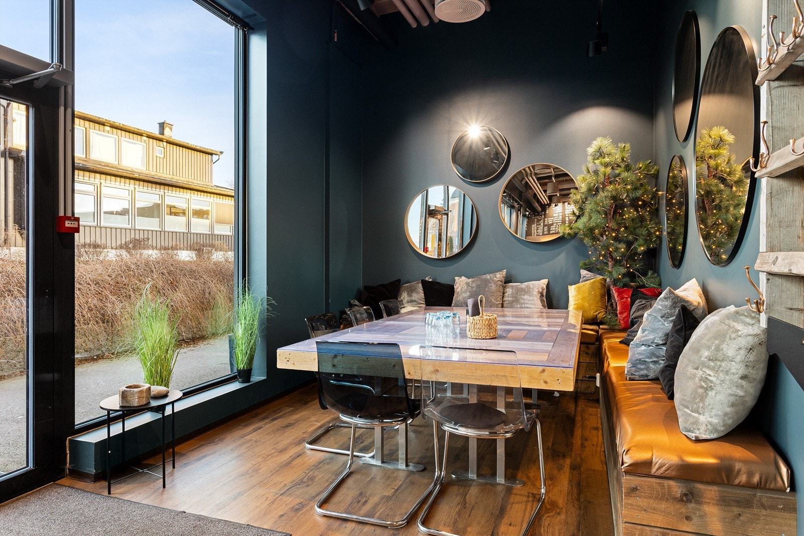 Ledig lokale. Galleribilde