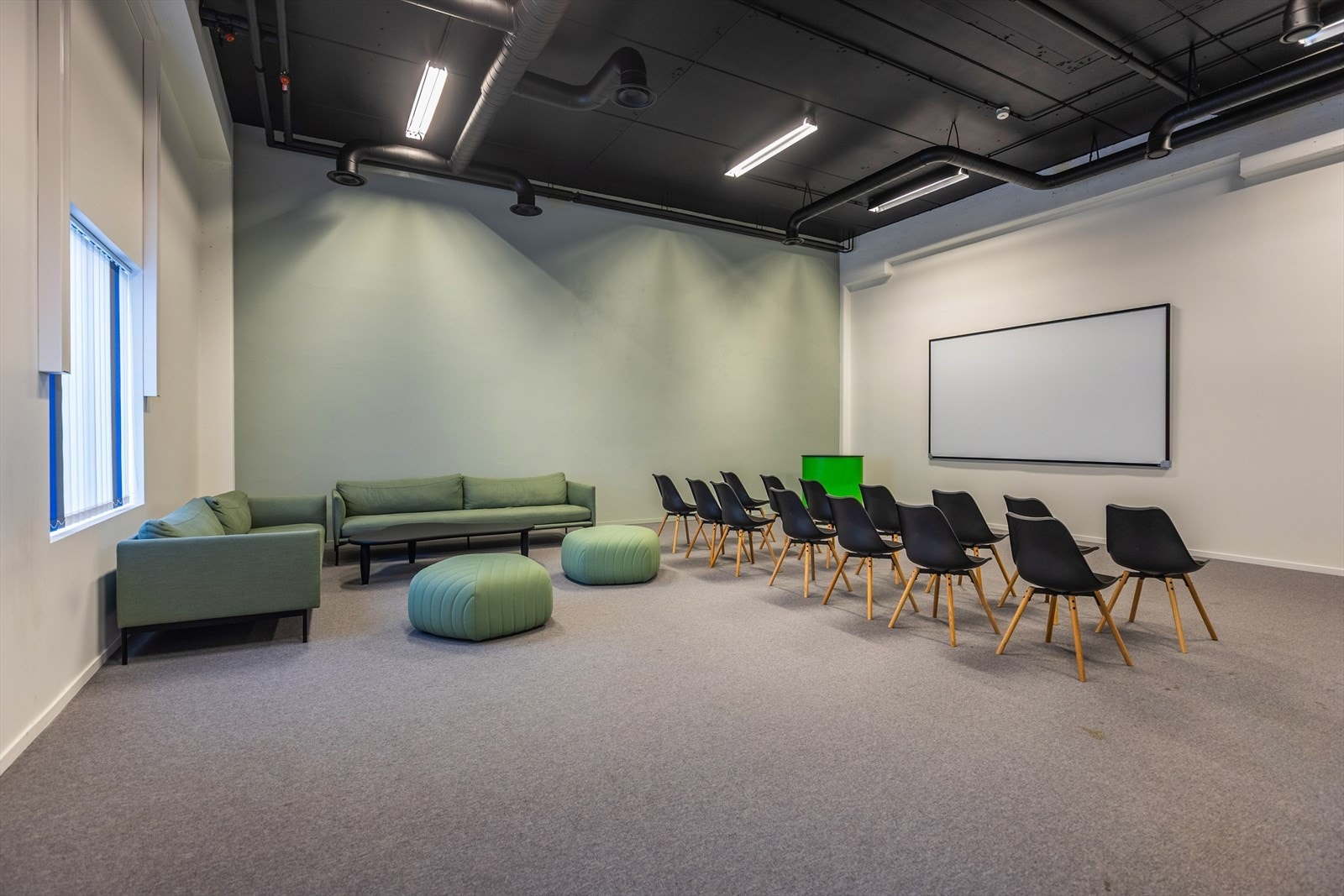 Auditoriet/møterom/showrom Galleribilde