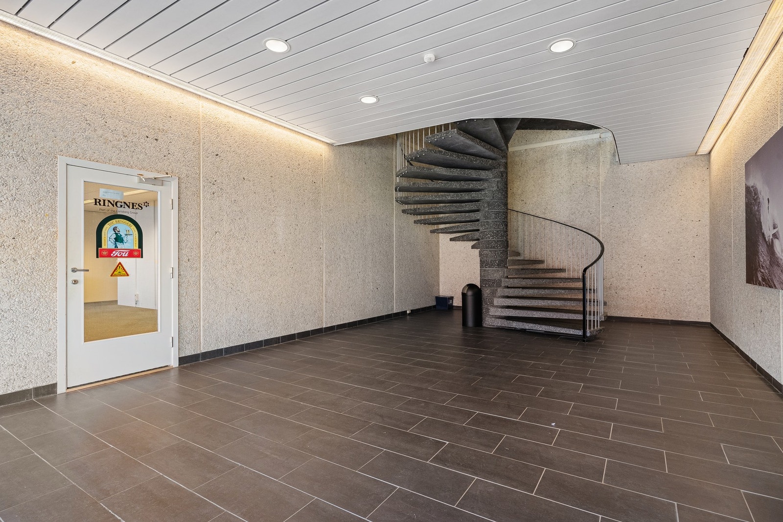 Innenfor hovedinngang Galleribilde