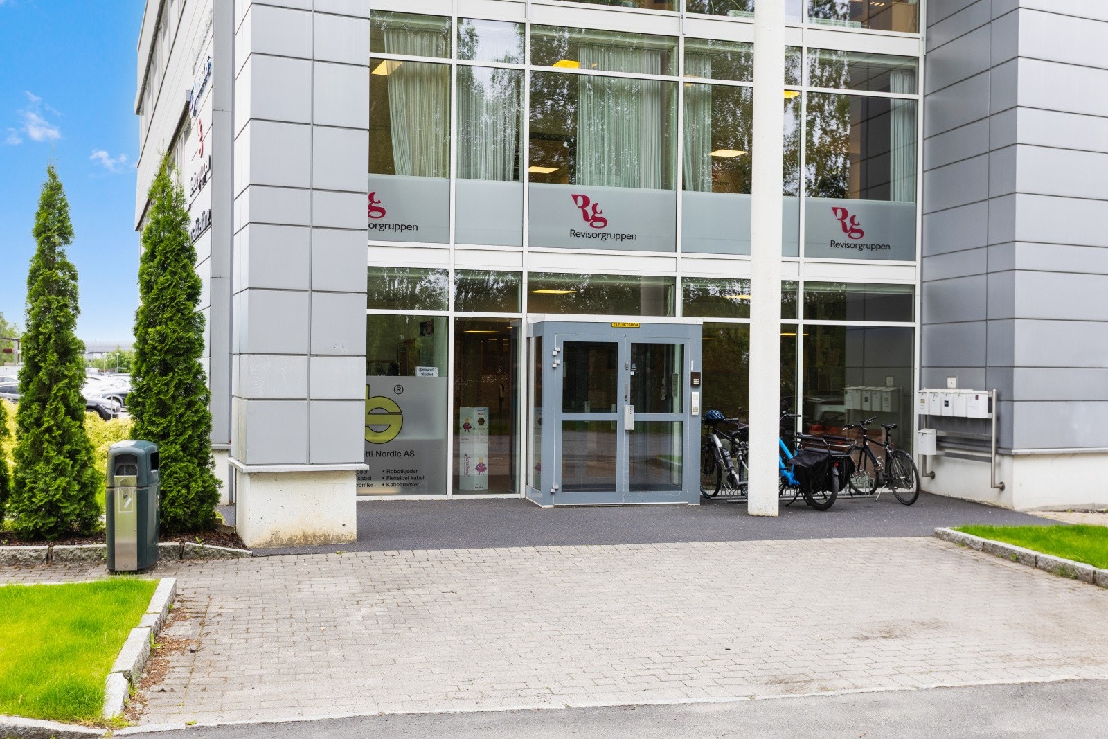 297675_8B8A5004.jpg Galleribilde